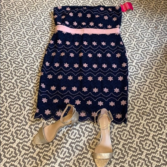 NWT Pink and Blue Strapless - Picture 2 of 8